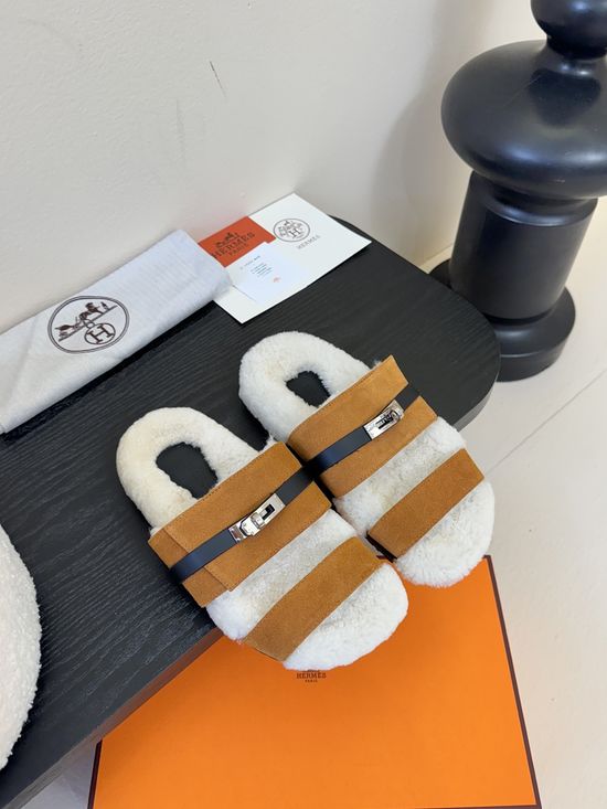 Hermes Fleece Lined Slip On Suede Upper Mule Slippers