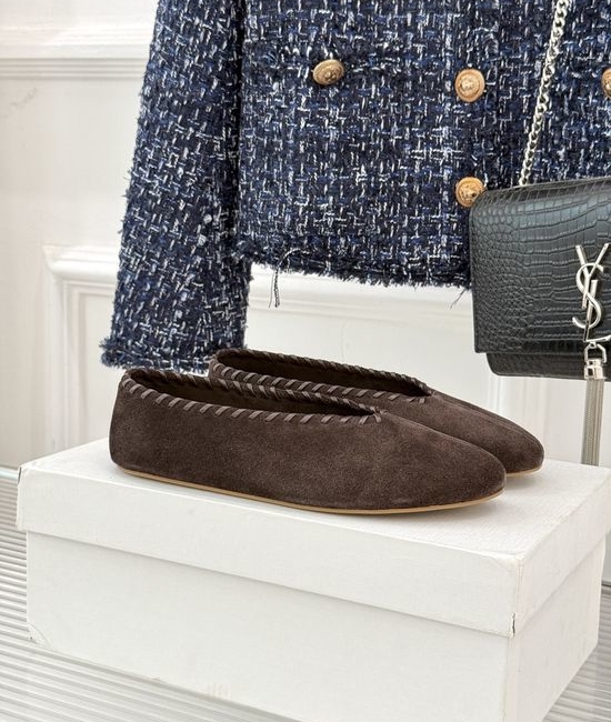 The Row Minimalist Woven V-cut Leather Shoes Handcrafted Comfortable Footwear