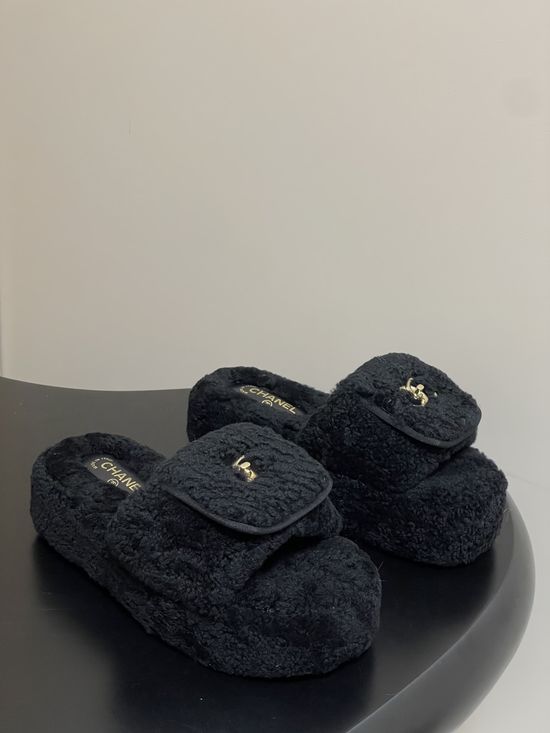 Chanel Classic Quilted Logo Comfort Thick Sole Slippers