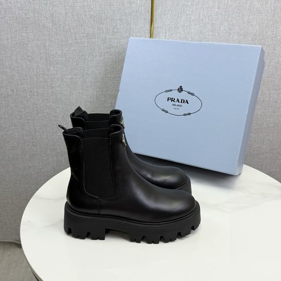 Prada Premium Leather Upper Comfortable Fashion Casual Shoes Durable Sole