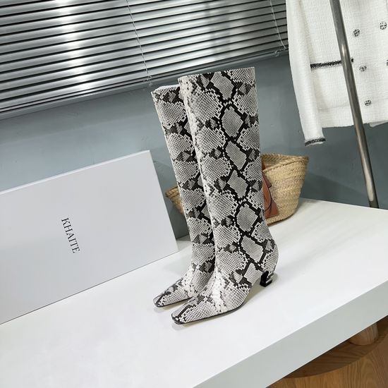 Khaite Low Heel Knee-high Boots Slim Fit Elegant Leather Footwear