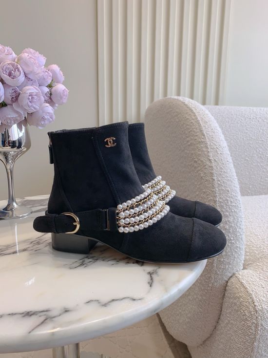 Chanel Classic Pearl Chunky Heel Ankle Boots Sheepskin Upper