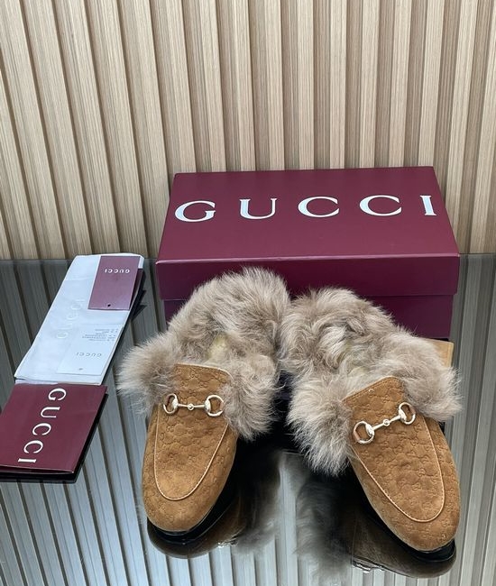 Gucci Embossed Suede Fur Lined Loafer Mules with Horsebit