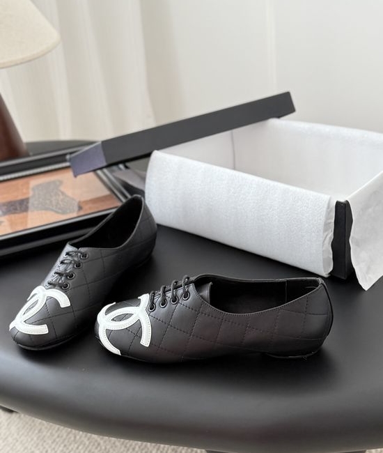 Chanel Vintage Leather Low Heel Comfortable Flat Shoes