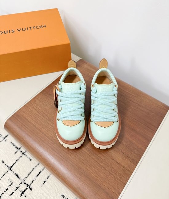 Louis Vuitton LV Calfskin Platform Lace-up Casual Shoes with Thick Rubber Sole