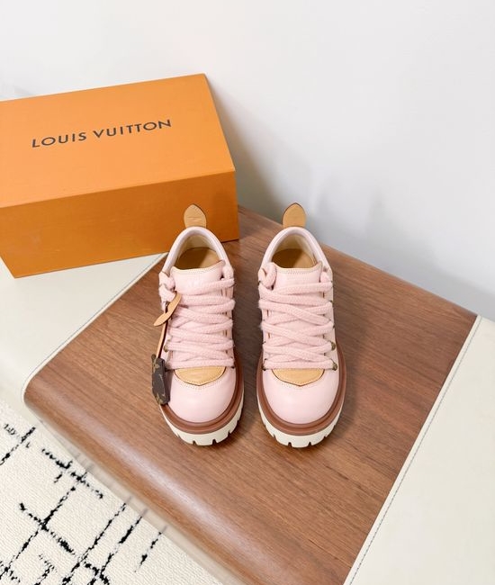 Louis Vuitton LV Calfskin Platform Lace-up Casual Shoes with Thick Rubber Sole