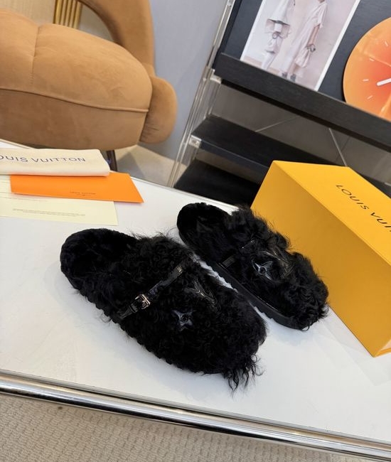 Louis Vuitton LV Curly Lamb Fleece Lined Home Slippers Soft Warm Cozy Non-slip