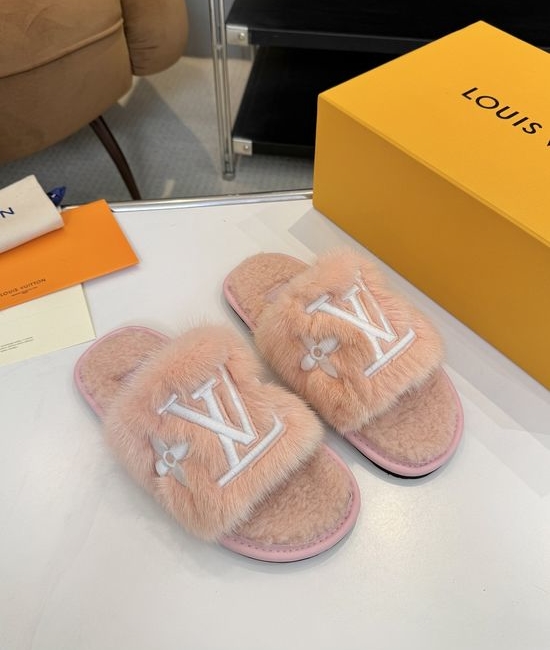 Louis Vuitton LV Mink Fur Lined House Slippers Soft Warm Comfortable Durable Sole
