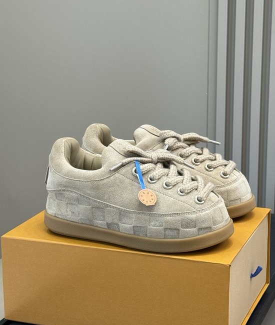 Louis Vuitton LV Casual Chunky Sneakers With Height Boosting Thick Sole