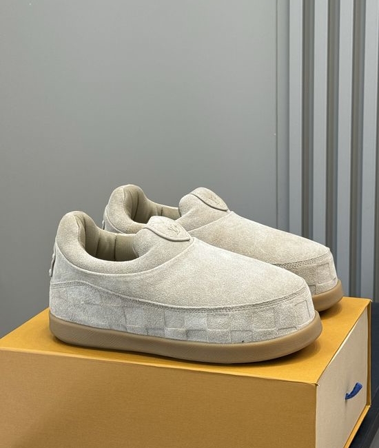 Louis Vuitton LV Casual Chunky Sneakers With Height Boosting Thick Sole
