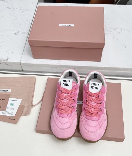 Miu Miu Leather Nylon Mesh Casual Sneakers Wear-resistant Comfortable Footwear