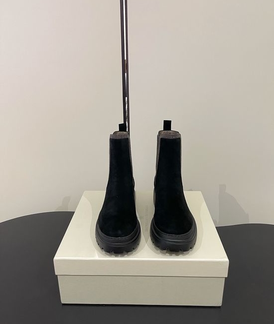 Brunello Cucinelli Elastic Chelsea Ankle Boots With Chain Decor