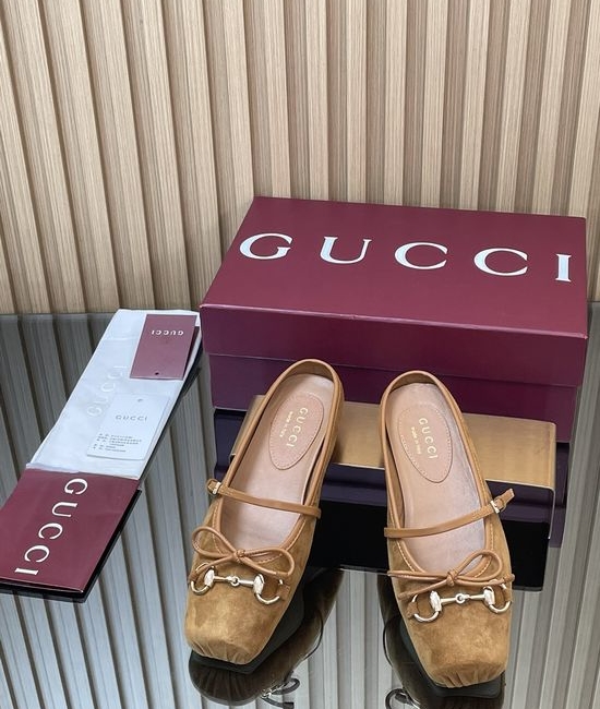 Gucci Embossed Fabric Square Toe Mule Slippers Leather Lining