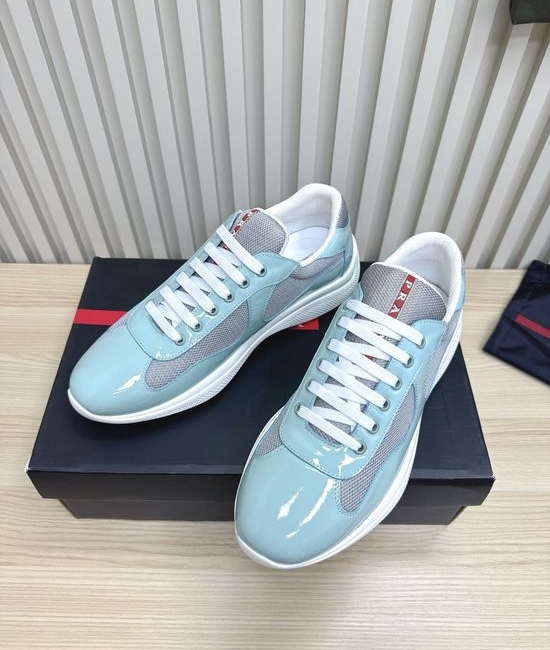 Prada Leather Square Toe Comfortable Non-slip Casual Fashion Sneakers