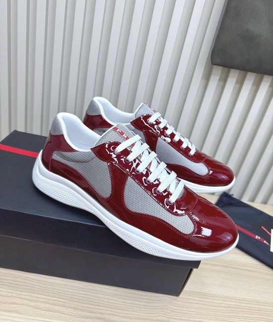 Prada Leather Square Toe Comfortable Non-slip Casual Fashion Sneakers