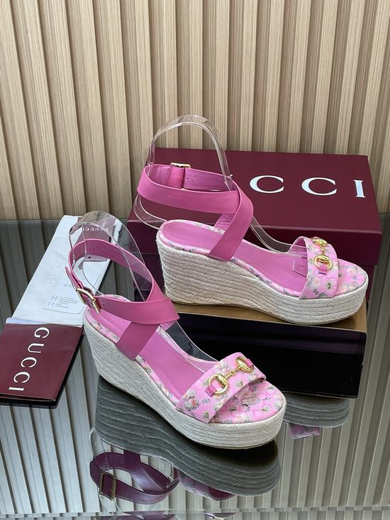 Gucci Floral Print Platform Peep Toe Wedge Sandals