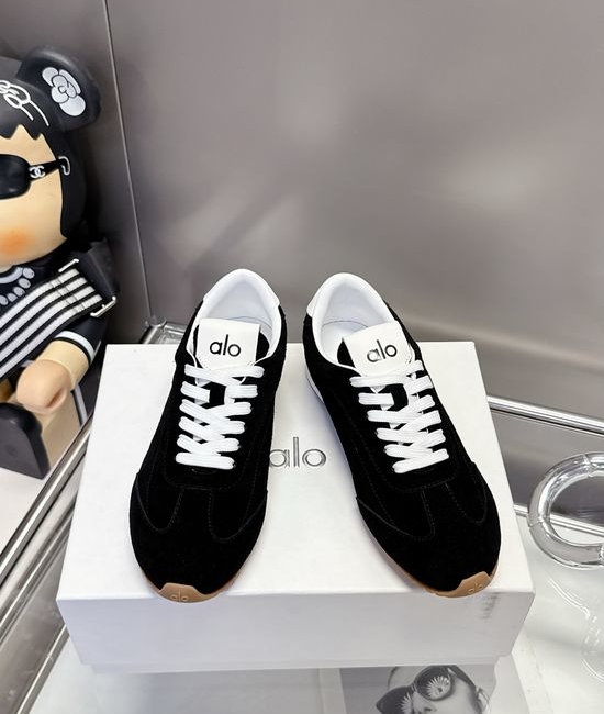 Alo Classic Versatile Suede Upper Comfortable Casual Trainer Shoes