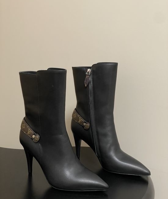 Louis Vuitton LV Pointed Toe High Heel Ankle Boots with Side Zipper
