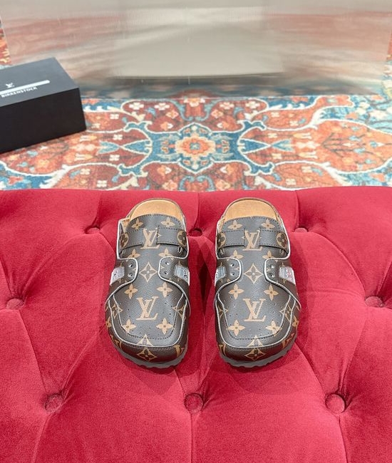 Louis Vuitton LV Vintage Printed Mule Slippers with Stylish Design