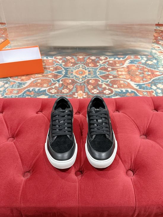 Hermes Soft Leather Casual Shoes with Comfortable Sole