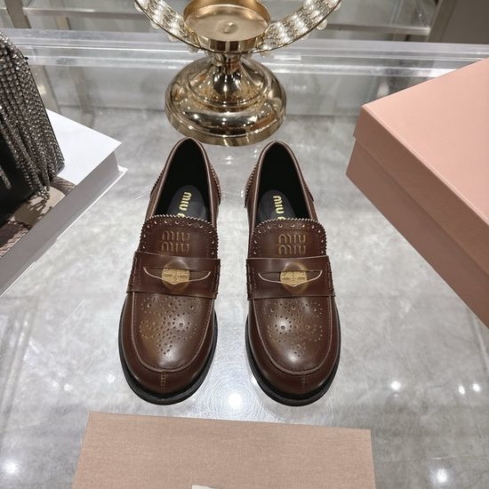Miu Miu Vintage Round Toe Smooth Leather Comfortable Loafer Flats