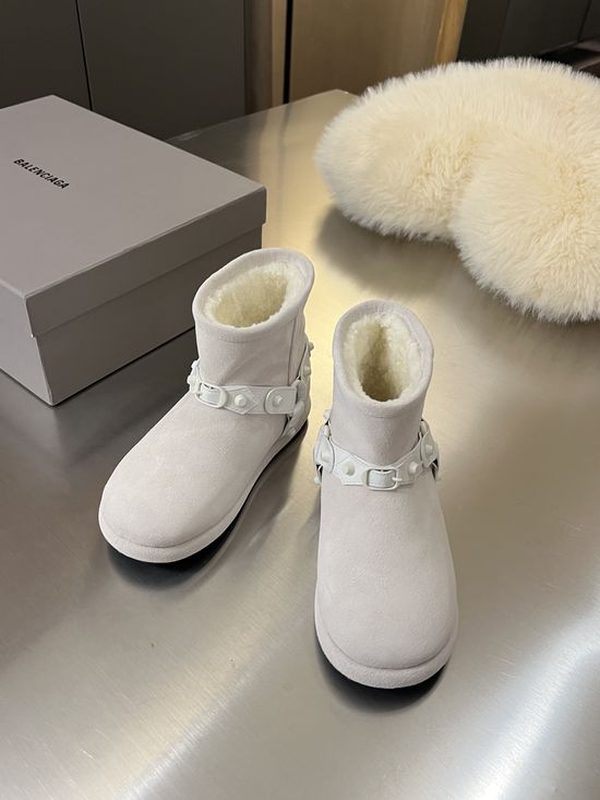 Balenciaga Stylish Rivet Suede Non-slip Wool Lined Snow Boots