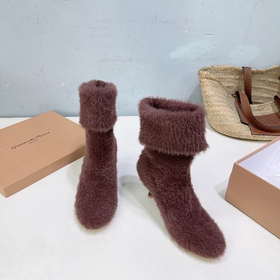 Gianvito Rossi Stretchy Knit Heeled Ankle Boots Comfortable Stable