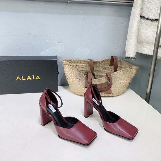 Alaia Chunky Heel Square Toe Shoes Comfortable Versatile Style