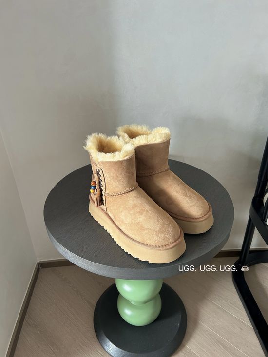 UGG Fringed Beaded Plush Lined Non-slip Warm Winter Boots