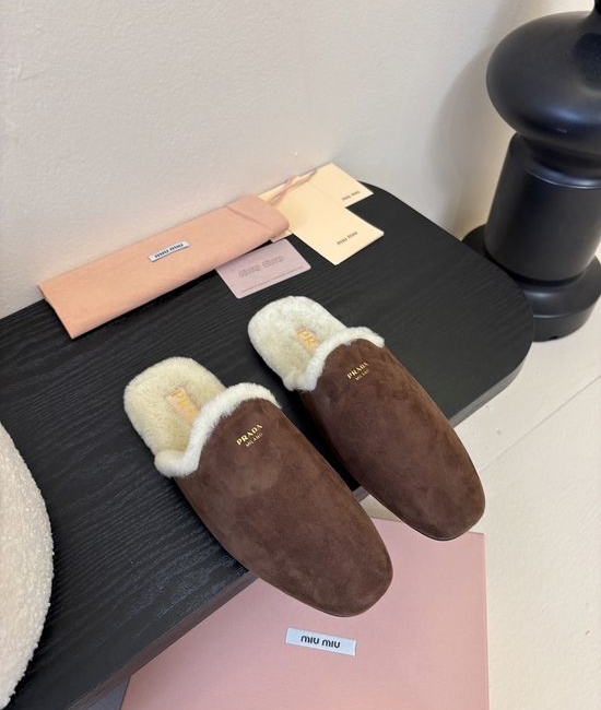 Miu Miu Genuine Fur Slippers Premium Cowhide Cashmere Upper Durable Sole