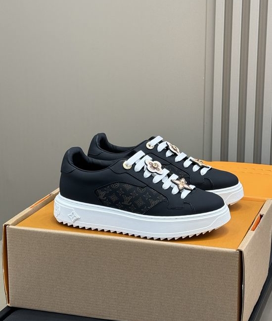 Louis Vuitton LV Genuine Leather Floral Decor Elevated Casual Shoes