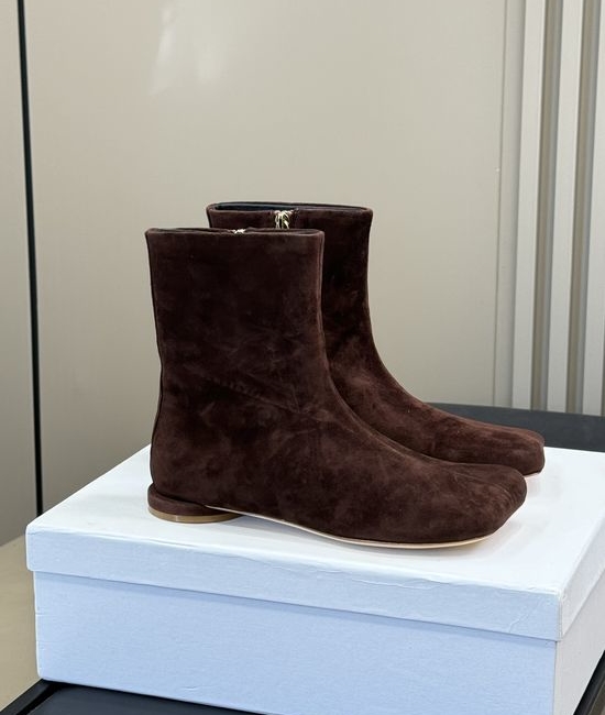 The Row Classic Short Ankle Boots For Daily Outfits