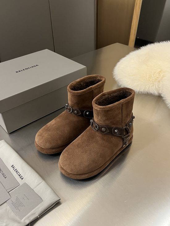 Balenciaga Stylish Warm Winter Boots with Wool Lining Anti-slip Sole