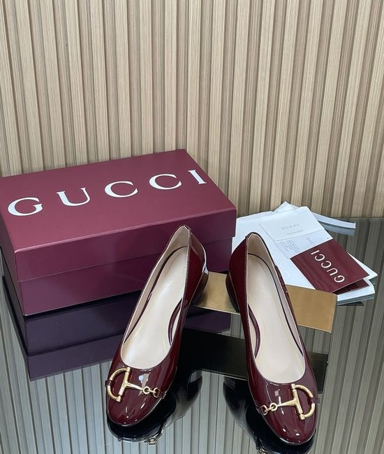 Gucci Patent Leather Buckle Loafer With Leather Sole