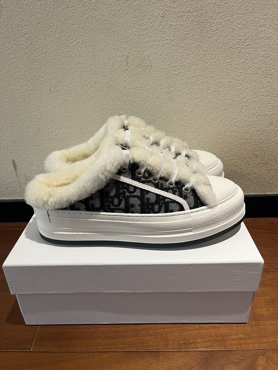 Christian Dior Embroidered Fleece Lined Platform Casual Sneakers