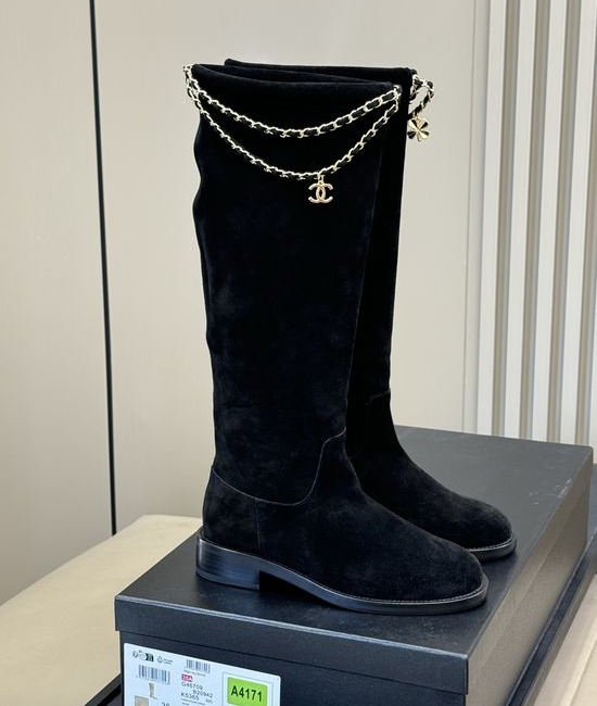 Chanel Stylish Chain Decorated Leather Ankle Boots