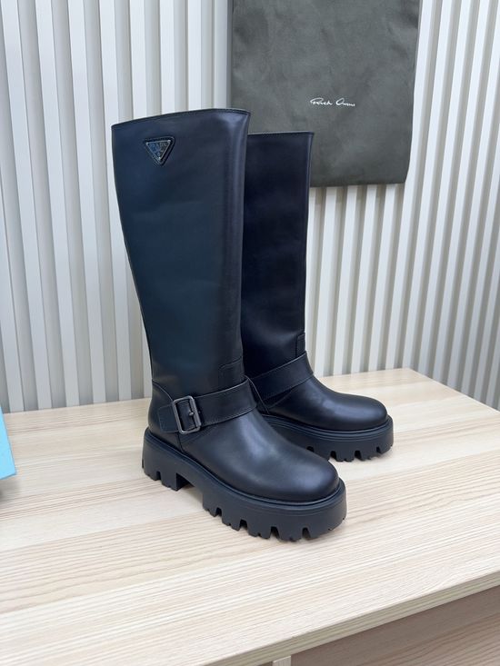 Prada Elegant Comfortable Ankle Boots with Durable Thick Sole