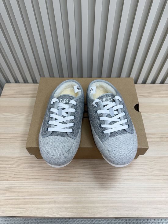 UGG Warm Soft Wool Lined Slip-on Shoes with Retro Design