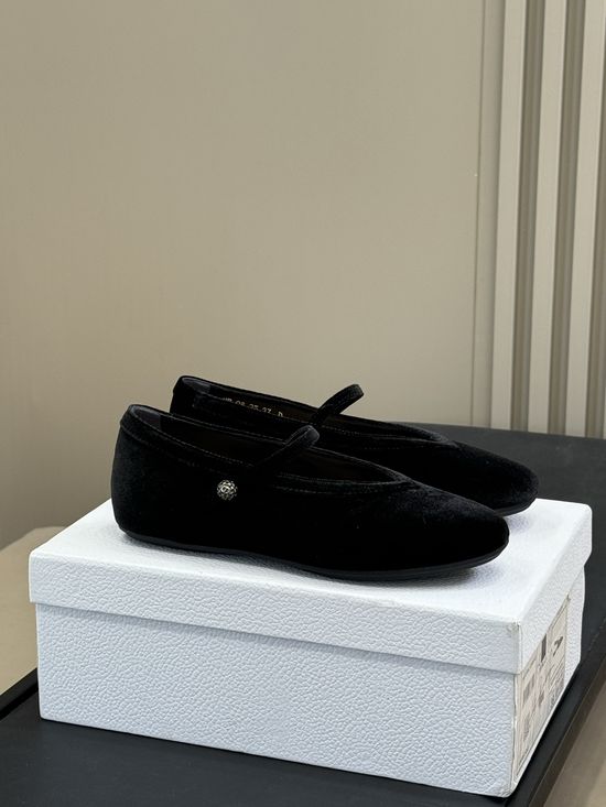 Christian Dior Glossy Leather Mary Jane Shoes With Non-slip Sole