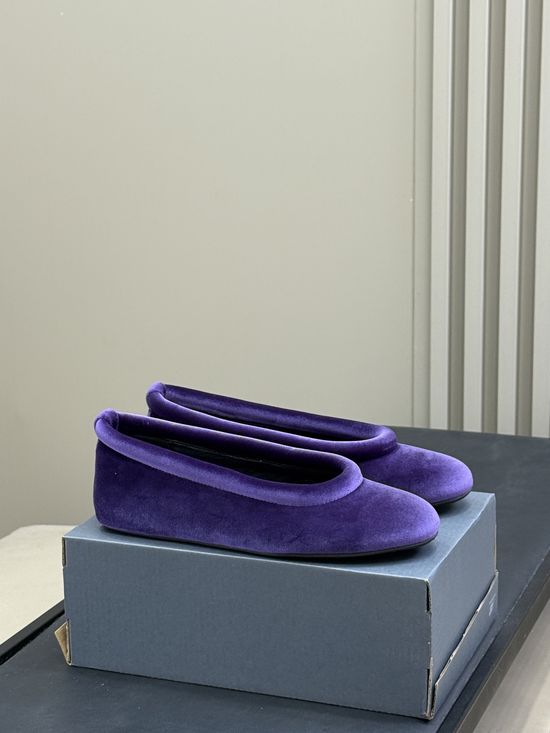 Alaia Soft Comfortable Casual Elegant Ballet Flats