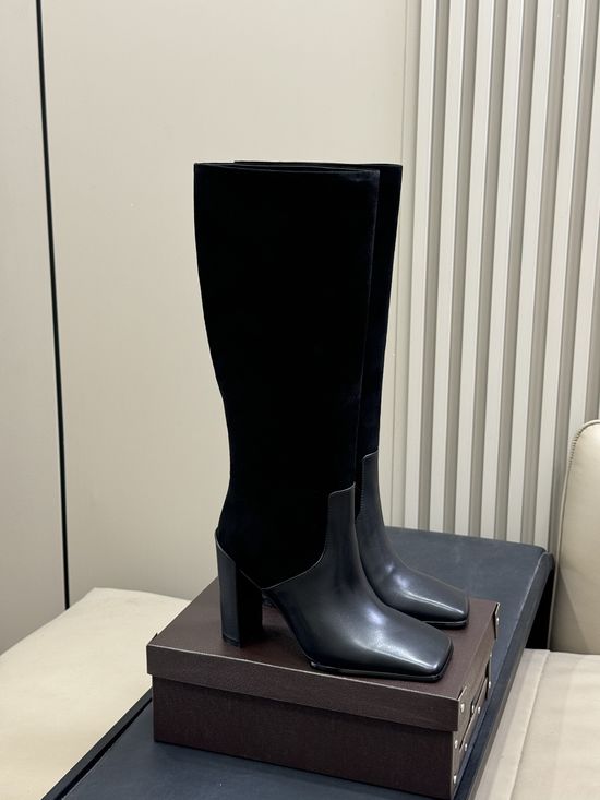 Alaia Stylish Square Toe Leather Short Boots