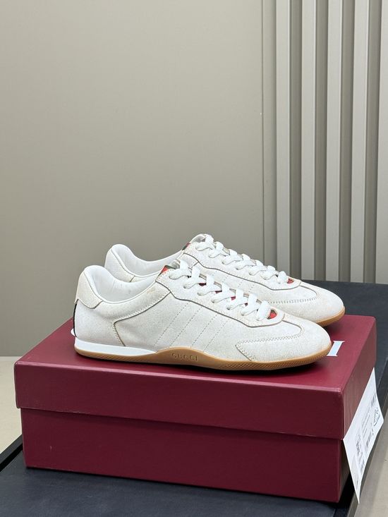 Gucci Lightweight Striped Detail Leather Sneakers