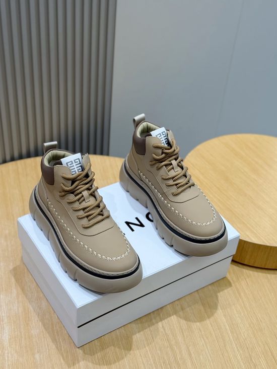Givenchy Retro Embroidered Leather Short Boots with Logo Sole