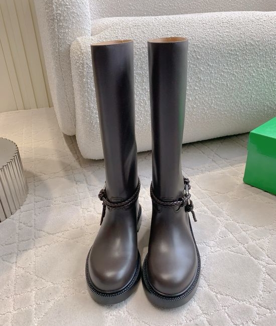 Bottega Veneta BV Knot-Detail Leather Boots with Metallic Accents