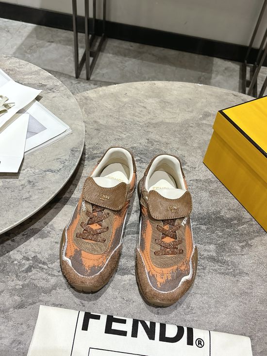 Fendi Suede Lace Up Casual Comfort Sneakers