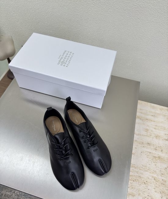 Maison Margiela MM6 Black Sheepskin Split Toe Slingback Shoes Genuine Leather Sole