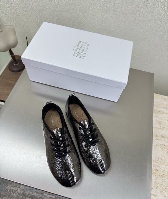 Maison Margiela MM6 Metallic Leather Split Toe Slingback Comfortable Casual Shoes