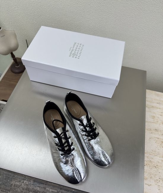 Maison Margiela MM6 Split Toe Slingback Shoes Genuine Leather Upper