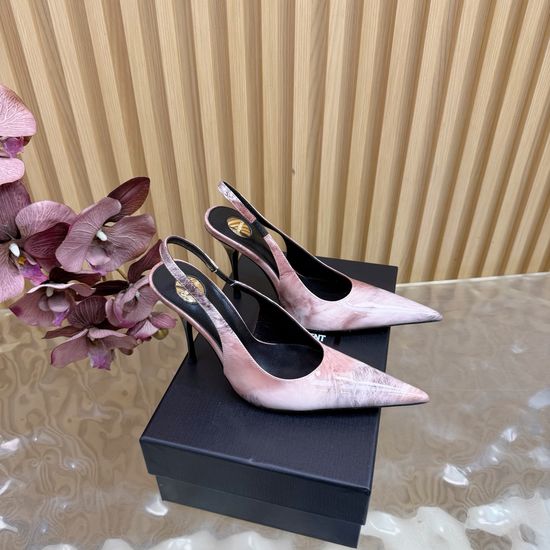 Yves Saint Laurent Chic Metal Chain Pointed Toe High Heels