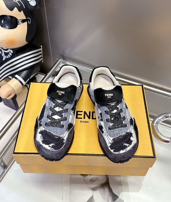 Fendi Ink Splash Design Low Top Lace Up Comfortable Sneakers